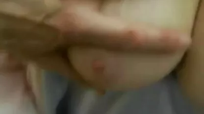 Giáo sư tỉ mỉ fim sec me con vỗ nữ công Tước trên đầu màng cô ấy