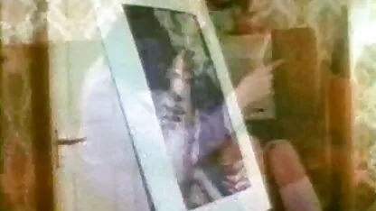 Người đàn ông bị bắt hai cô gái phim sec dit me vo