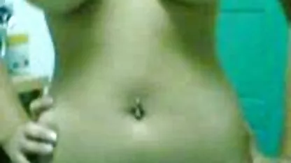 Người đưa ra một, da đen và phim sec me con loan luan lớn