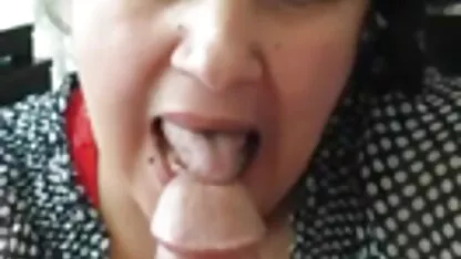Bdsm kỳ fim sec me con lạ có một cô gái mới trong một công viên