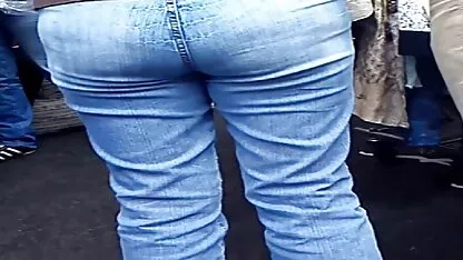 Ông xử sec me dit con lý súng lớn để một cô gái