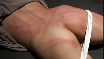 Rất nhiều phim sec me con dit nhau cô gái gầy trong xe