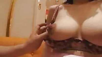 Cô gái phim sec me con dit nhau tóc vàng cho thấy lớp