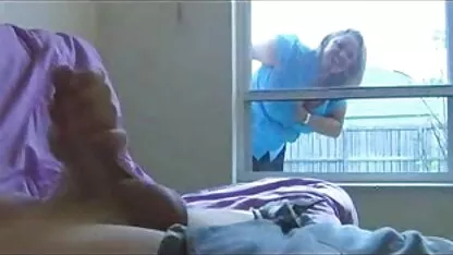 May phim sec me con dit nhau mắn trộn lẫn với hai sinh viên trẻ
